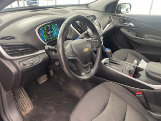 2017 Chevrolet Volt in St-Jérôme, Quebec - 3 - w320h240px