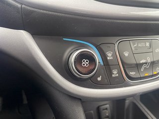2017 Chevrolet Volt in St-Jérôme, Quebec - 14 - w320h240px