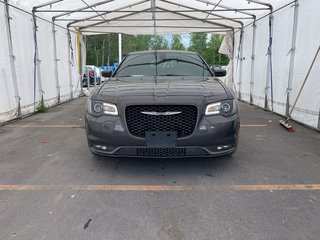 Chrysler 300  2019 à St-Jérôme, Québec - 4 - w320h240px