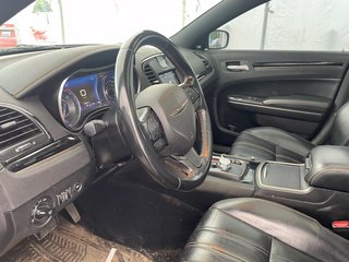 Chrysler 300  2019 à St-Jérôme, Québec - 3 - w320h240px