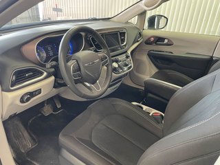 2024 Chrysler Grand Caravan in St-Jérôme, Quebec - 3 - w320h240px