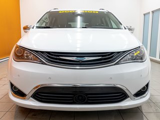 Chrysler Pacifica Hybrid  2018 à St-Jérôme, Québec - 4 - w320h240px