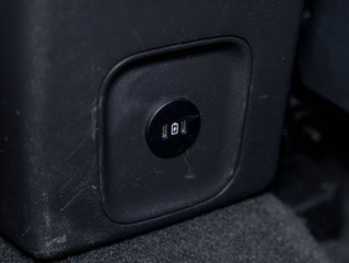 Ford Escape Hybrid  2024 à St-Jérôme, Québec - 31 - w320h240px