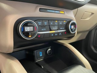 Ford Escape  2020 à St-Jérôme, Québec - 15 - w320h240px