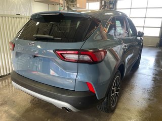 Ford Escape  2024 à St-Jérôme, Québec - 9 - w320h240px