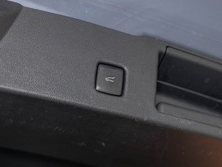 Ford Escape  2024 à St-Jérôme, Québec - 32 - w320h240px