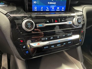 Ford Explorer  2021 à St-Jérôme, Québec - 14 - w320h240px