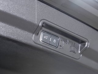 2021 Ford Explorer in St-Jérôme, Quebec - 36 - w320h240px