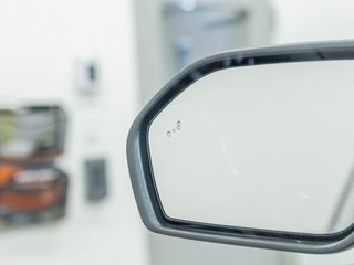 2023 Ford Explorer in St-Jérôme, Quebec - 37 - w320h240px