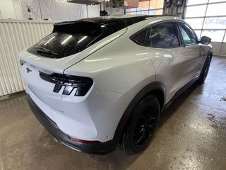 2023 Ford Mustang Mach-E in St-Jérôme, Quebec - 8 - w320h240px