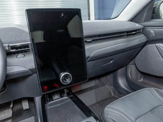 2025 Ford Mustang Mach-E in St-Jérôme, Quebec - 20 - w320h240px