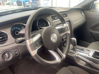 2014 Ford Mustang in St-Jérôme, Quebec - 3 - w320h240px