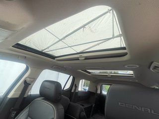 GMC Acadia  2022 à St-Jérôme, Québec - 3 - w320h240px