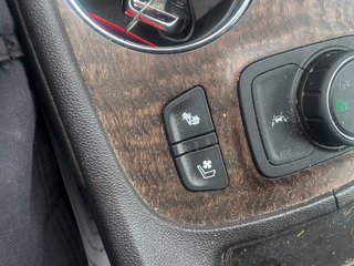 GMC Acadia  2022 à St-Jérôme, Québec - 13 - w320h240px