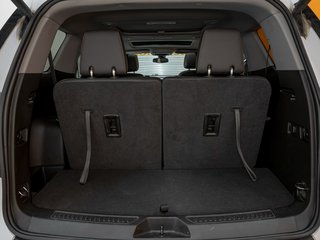 GMC Acadia  2023 à St-Jérôme, Québec - 33 - w320h240px