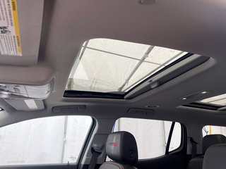 2023 GMC Acadia in St-Jérôme, Quebec - 3 - w320h240px
