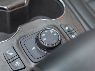 2023 GMC Acadia in St-Jérôme, Quebec - 25 - w320h240px