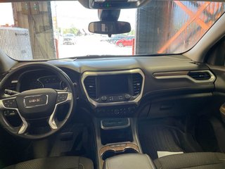 GMC Acadia  2023 à St-Jérôme, Québec - 10 - w320h240px