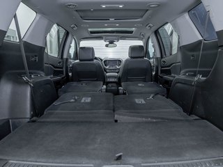 GMC Acadia  2023 à St-Jérôme, Québec - 35 - w320h240px