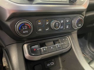 GMC Acadia  2023 à St-Jérôme, Québec - 18 - w320h240px
