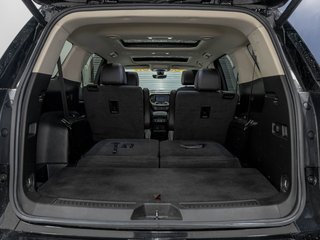 GMC Acadia  2023 à St-Jérôme, Québec - 33 - w320h240px