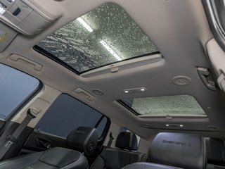 GMC Acadia  2023 à St-Jérôme, Québec - 4 - w320h240px