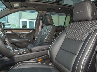 2025 GMC Acadia in St-Jérôme, Quebec - 12 - w320h240px