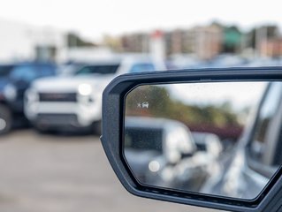 2024 GMC Canyon in St-Jérôme, Quebec - 33 - w320h240px