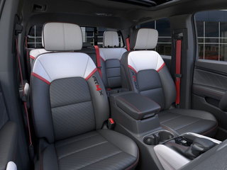 2025 GMC Canyon in St-Jérôme, Quebec - 16 - w320h240px