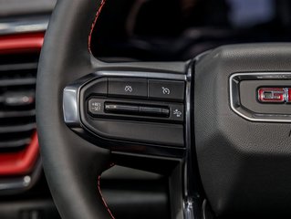 2025 GMC Canyon in St-Jérôme, Quebec - 15 - w320h240px