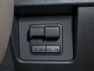 2025 GMC Canyon in St-Jérôme, Quebec - 26 - w320h240px