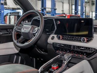 2025 GMC Canyon in St-Jérôme, Quebec - 32 - w320h240px