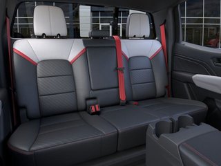 2025 GMC Canyon in St-Jérôme, Quebec - 17 - w320h240px
