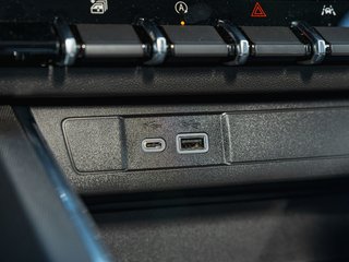 2025 GMC Canyon in St-Jérôme, Quebec - 26 - w320h240px