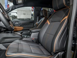 2025 GMC Canyon in St-Jérôme, Quebec - 11 - w320h240px