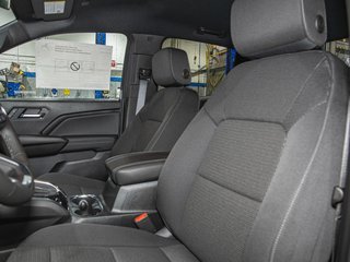 2025 GMC Canyon in St-Jérôme, Quebec - 11 - w320h240px