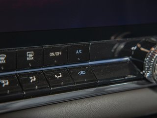 2025 GMC Canyon in St-Jérôme, Quebec - 22 - w320h240px