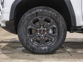 2025 GMC Canyon in St-Jérôme, Quebec - 31 - w320h240px