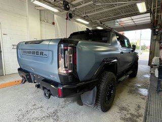 GMC HUMMER EV Pickup  2024 à St-Jérôme, Québec - 10 - w320h240px