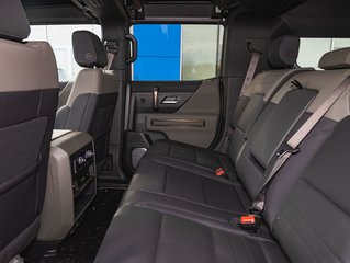 2025 GMC HUMMER EV SUV in St-Jérôme, Quebec - 33 - w320h240px