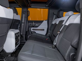GMC HUMMER EV SUV  2025 à St-Jérôme, Québec - 26 - w320h240px