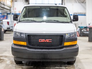 GMC Savana Cargo 3500  2025 à St-Jérôme, Québec - 2 - w320h240px