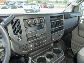 GMC Savana Commercial Cutaway  2025 à St-Jérôme, Québec - 14 - w320h240px