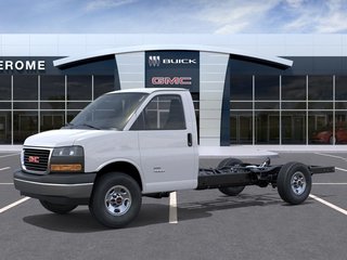 GMC Savana Cutaway 3500  2026 à St-Jérôme, Québec - 2 - w320h240px