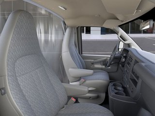 2025 GMC Savana Cutaway 3500 in St-Jérôme, Quebec - 17 - w320h240px