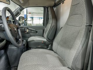 2025 GMC Savana Cutaway 3500 in St-Jérôme, Quebec - 11 - w320h240px