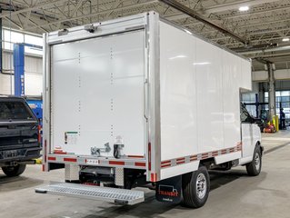 2025 GMC Savana Cutaway 3500 in St-Jérôme, Quebec - 8 - w320h240px