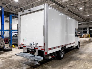 GMC Savana Cutaway 3500  2026 à St-Jérôme, Québec - 8 - w320h240px