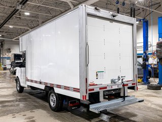 GMC Savana Cutaway 3500  2026 à St-Jérôme, Québec - 5 - w320h240px
