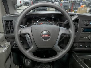 2026 GMC Savana Cutaway 3500 in St-Jérôme, Quebec - 13 - w320h240px